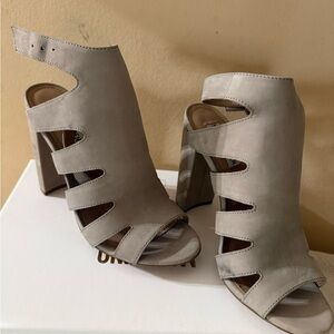 Elegant Beige Women's Heels